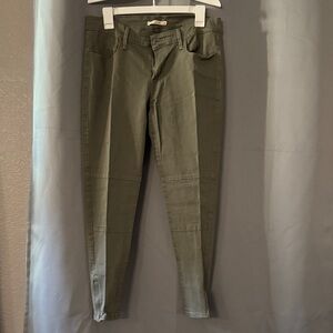 Levi's Olive Skinny Pants